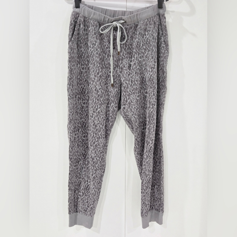 ​Saturday Sunday Anthropologie Gray Soft Leopard Print Joggers Cozy Core Size M - Picture 2 of 8